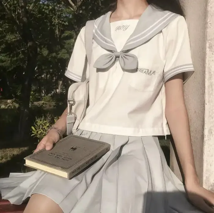 唯美残酷青春《燕尾蝶》高清修复版：生存在夹缝中的边缘人，一首关于底层挣扎的挽歌